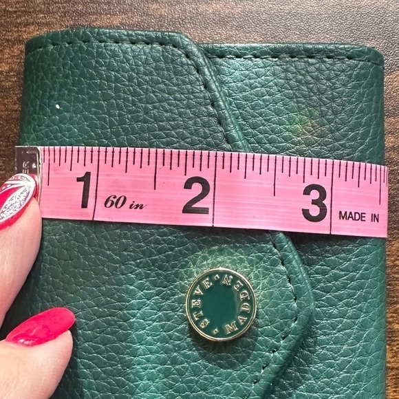 Women’s Steve Madden Green Small 4x3 wallet Summer Festivals Crossbody - Picture 7 of 9